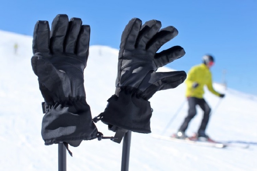 ski-gloves