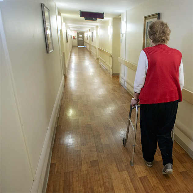 vinyl-floor-in-nursing-house