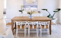 Hamptons-style dining room in bright colors